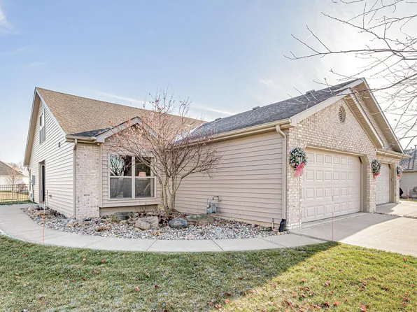293 S Pumpkin Ridge Ct, Columbia City, IN 46725