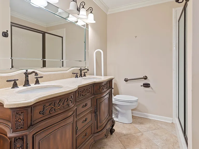 504 Alonda Dr — Photo 14