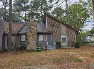 831 Rumford Pl, Fayetteville, NC 28303
