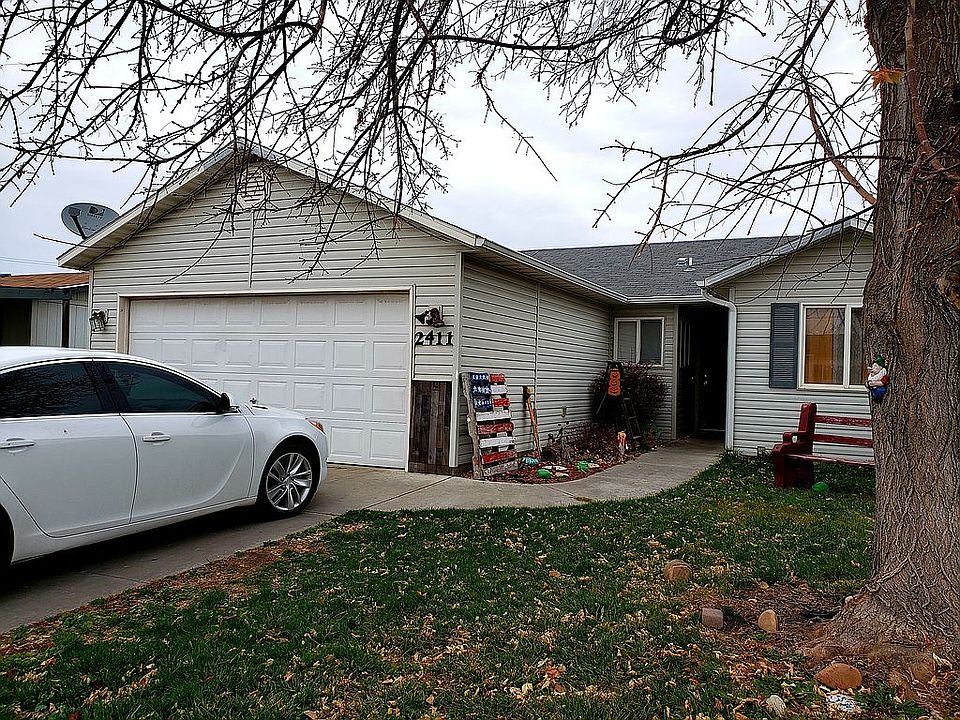 1st image of 2411 Gosling St