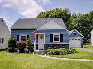 353 Fetzner Rd, Rochester, NY 14626