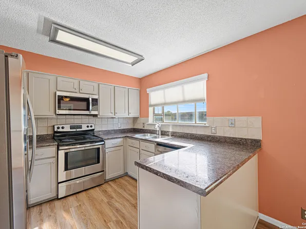 7738 Chambers Rd #401, San Antonio, TX 78229