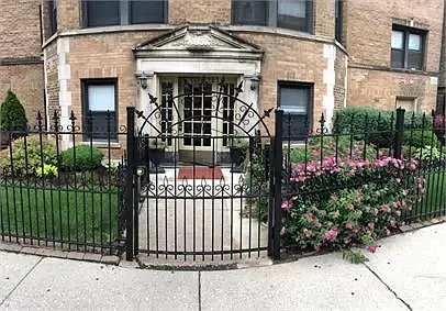 5028 N Kimball Ave #3