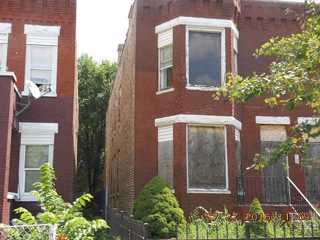 1st image of 7549 S Emerald Ave