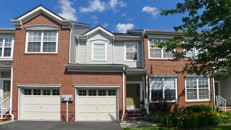19 Gordon Cir