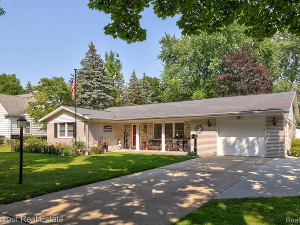 331 Trinklein St, Frankenmuth, MI 48734
