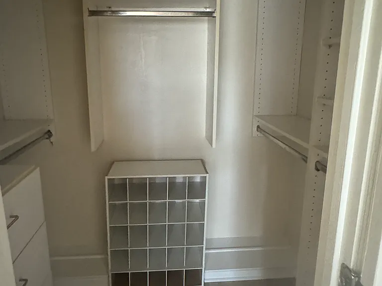 3528 Idle Hour Dr — Photo 10