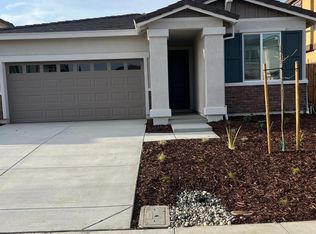 845 Telford Dr, Vacaville, CA 95687