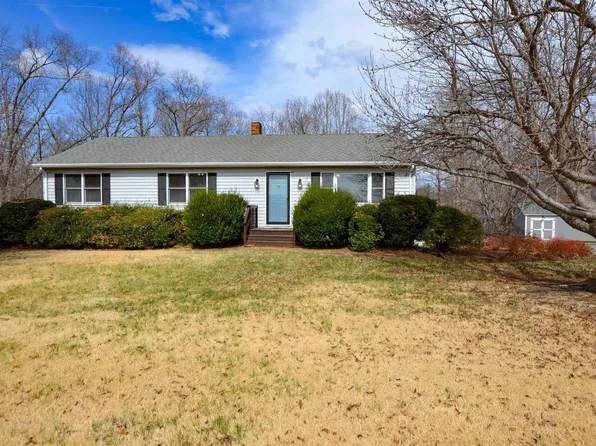 104 Blue Ridge Ln, Faber, VA 22938