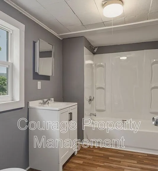 291 Sunset Dr #101 — Photo 8