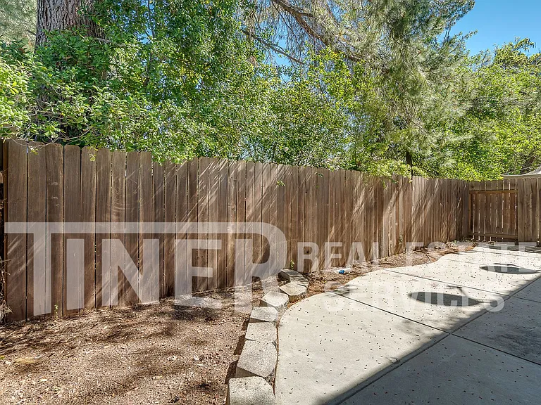 5710 Cypress Ave — Photo 21