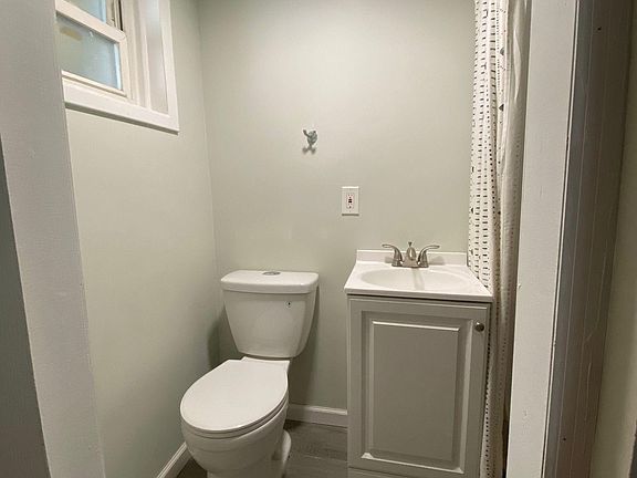 5th image of 249 Longstreet Ave #1B