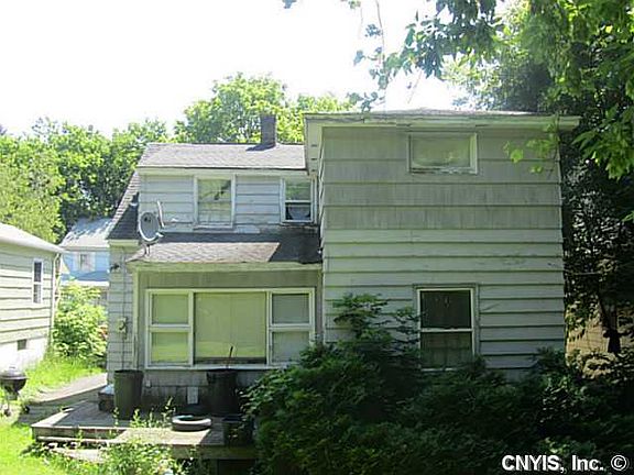 5th image of 154 Clyde Ave