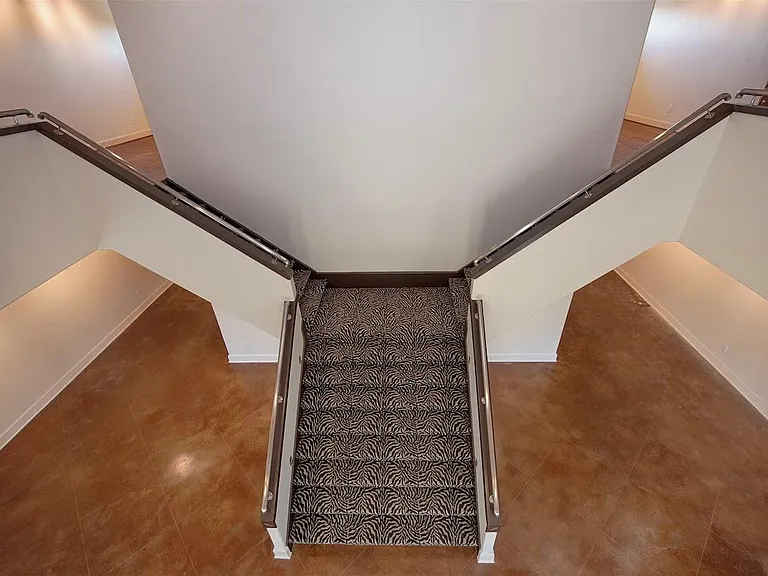 2293 E Bayshore Dr — Photo 5