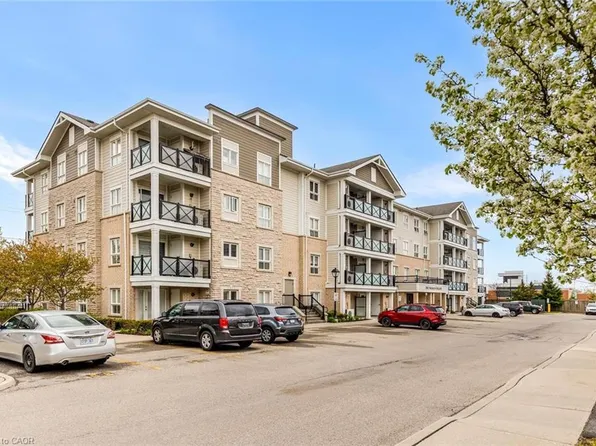 1045 Nadalin Hts #209, Milton, ON L9T 8R5