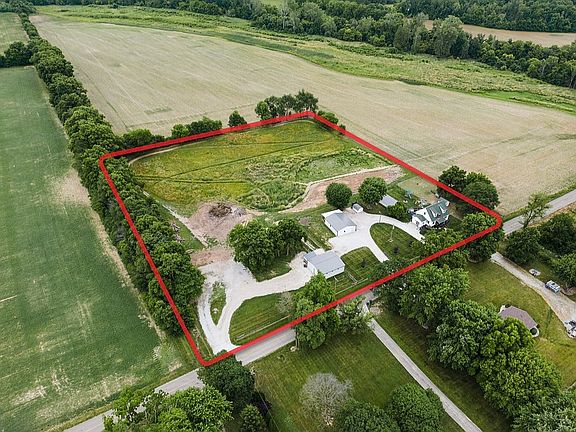 3rd image of 1900 N County Road 1000 W