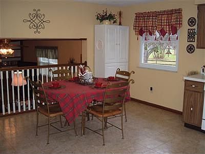 4th image of 3111 Don Quixote Dr