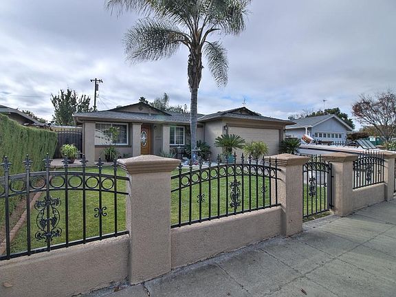 3rd image of 684 Serenade Way