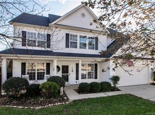 107 Hawleyville Ln, Mooresville, NC 28115