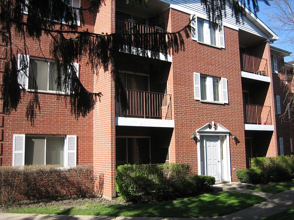 1st image of 497 Leslie Ct