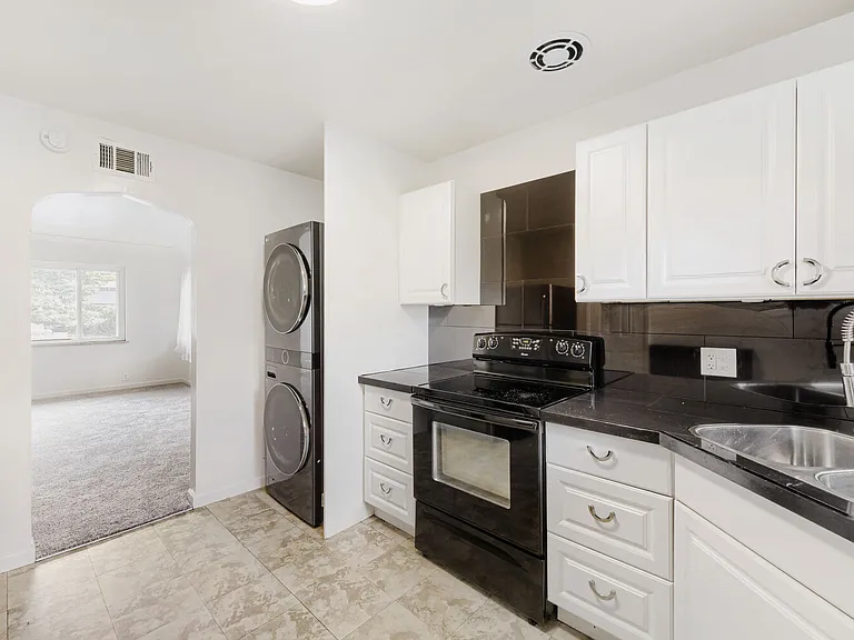 1892 S Garfield St #1892 — Photo 12