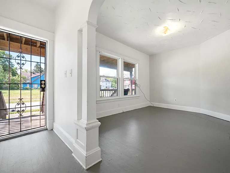 9707 Dickens Ave #1 — Photo 3