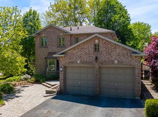 2 Meadowbrook Ln, Pelham, ON L0S 1E4