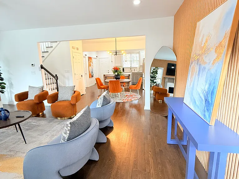2395 Saint James Dr NW — Photo 3
