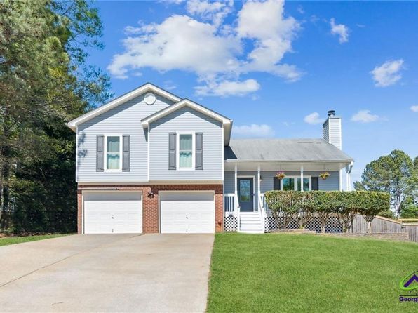 1220 Persimmon Place Dr, Bethlehem, GA 30620