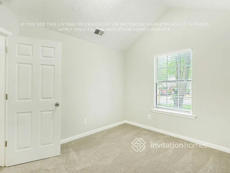 2118 Sugar Creek Close — Photo 16