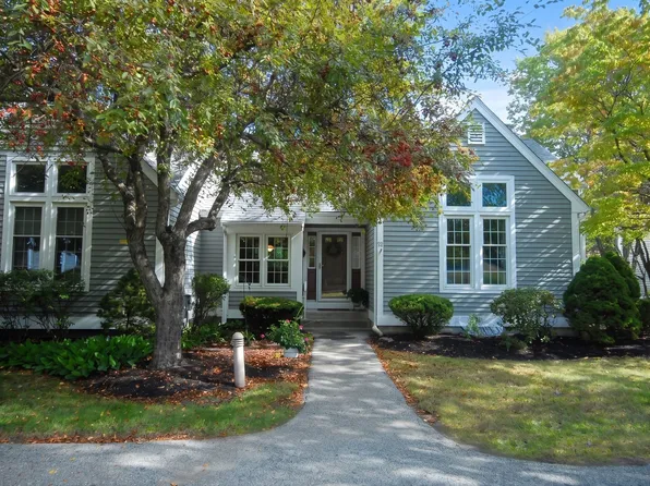 121 Audubon Dr Unit 121, Acton, MA 01720