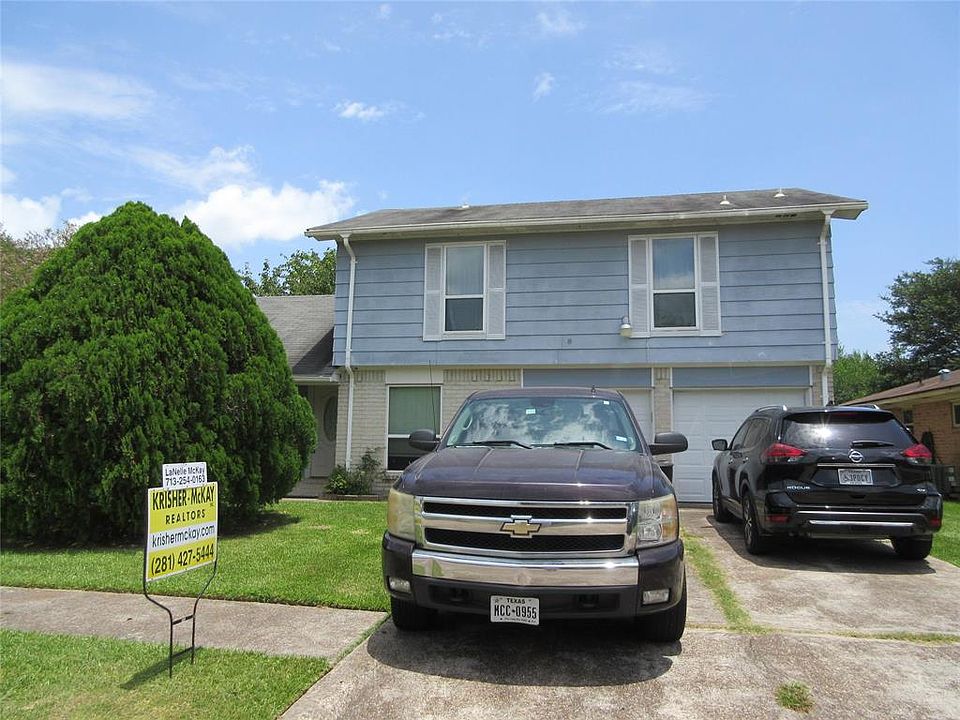 1st image of 5003 Sandalwood Cir