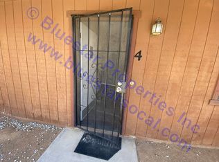 15850 Chehalis Rd #4, Apple Valley, CA 92307