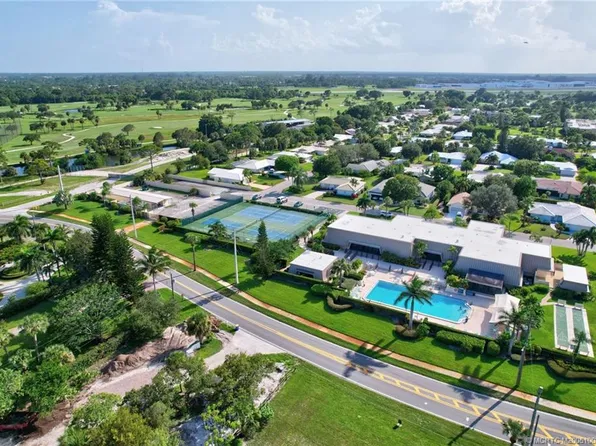 1813 SE Granada Ln, Stuart, FL 34996