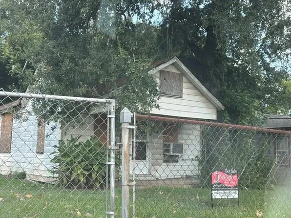 4421 Leffingwell St, Houston, TX 77026