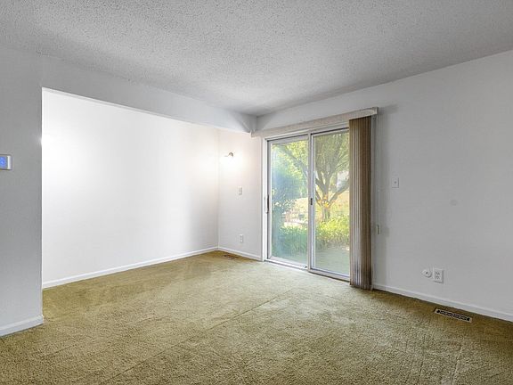 3rd image of 18199 Stoneridge St APT D