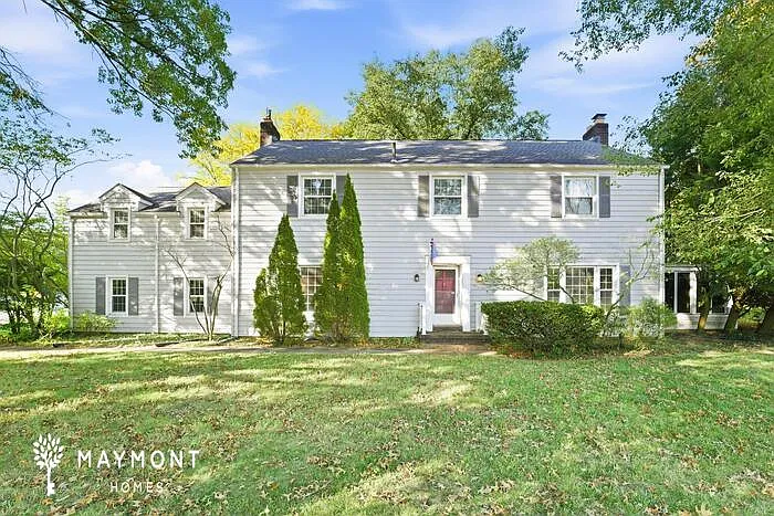 5 bed, 3.5 bath, 3632 sqft, $2,500 — Photo 1