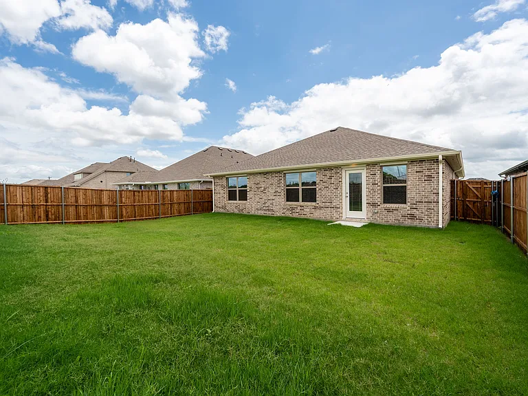 3745 Prairie Chapel Rd — Photo 31