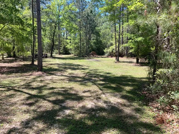000 Jolly Bay Rd, Freeport, FL 32439