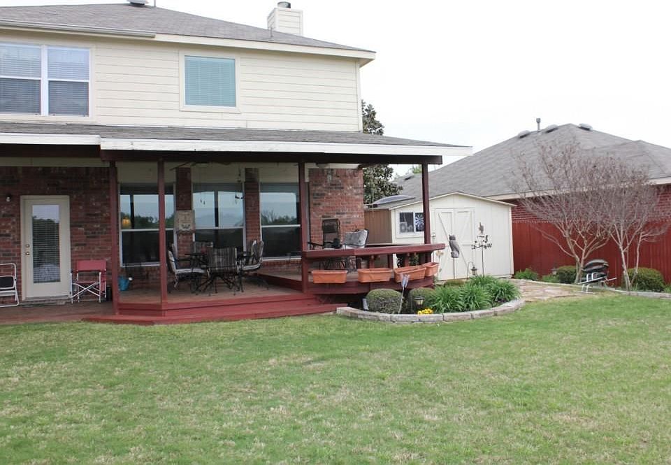2nd image of 10444 Lake Park Dr
