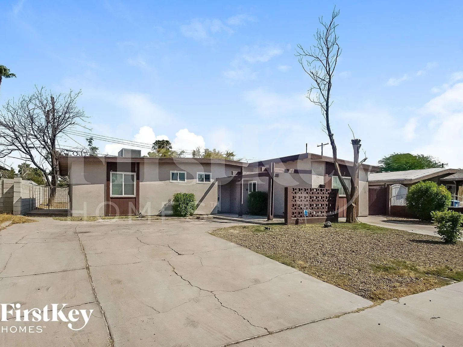 4 bed, 2.0 bath, 1448 sqft, $1,755 — Photo 2