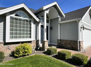 813 N 50th Ave, Yakima, WA