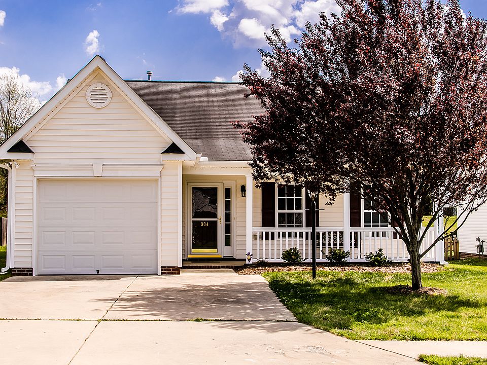 1st image of 304 Slate Dr