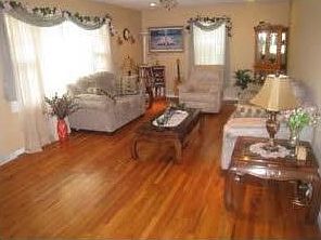 2nd image of 32 Susan Ln
