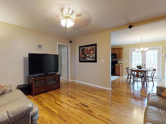 5th image of 158 Smoky Mountain Dr