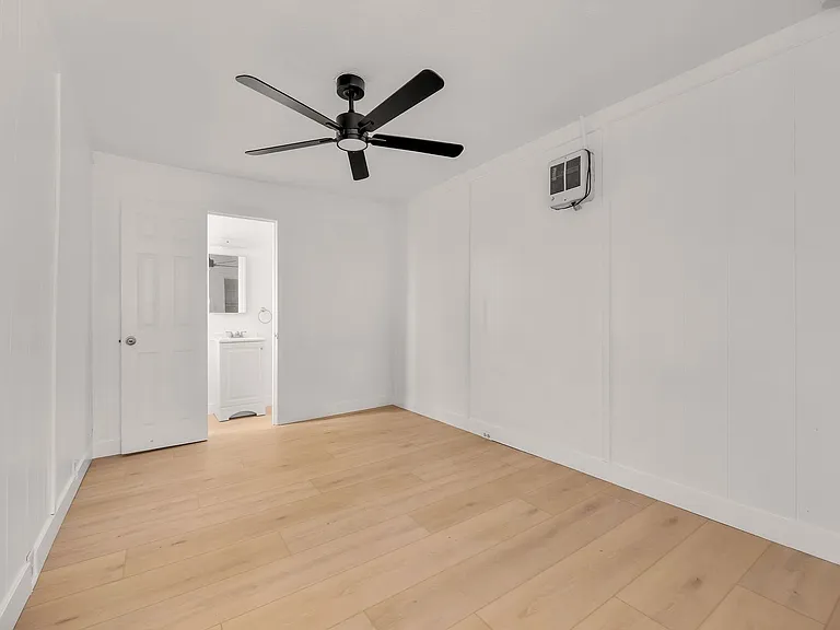 940 Arcadia Pl — Photo 7