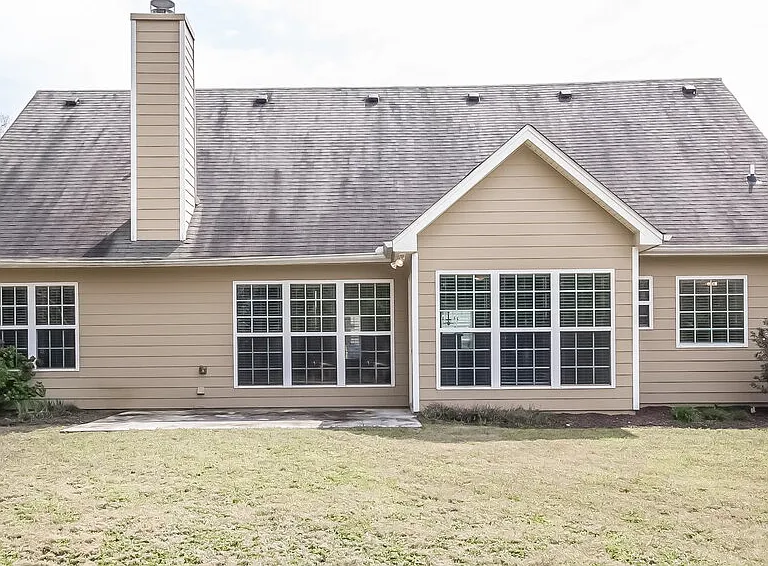 4050 Grandover Dr — Photo 17