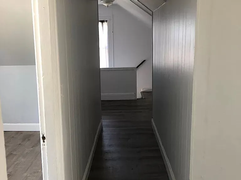 635 Fall River Ave #2C — Photo 2