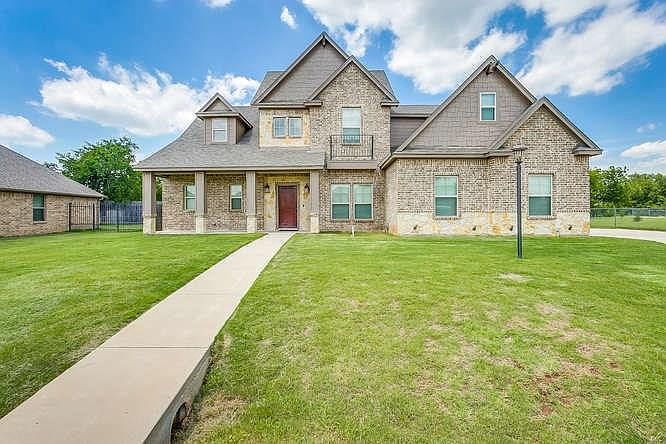 1st image of 508 Claire Ct