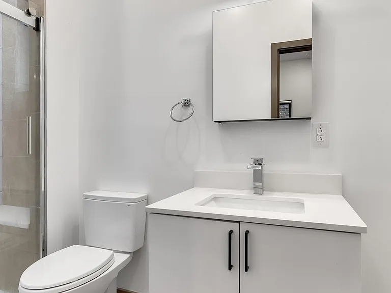 1935 E Hazzard St #304 — Photo 14
